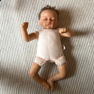 Linda Murray designed Reborn infant doll. Realistic!!